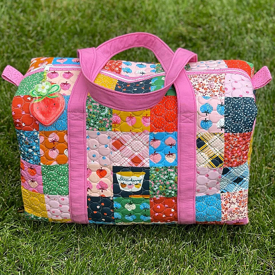 Carry It All in a Giant Patchwork Duffle Bag - Quilting Digest