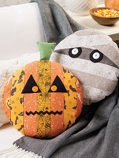 Pumpkin Pillow: Halloween