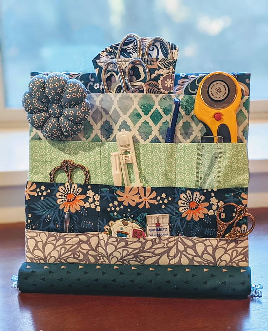 Stand-up Sewing Organizer Tutorial