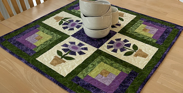 Potted Flowers Quilted Table Topper Pattern