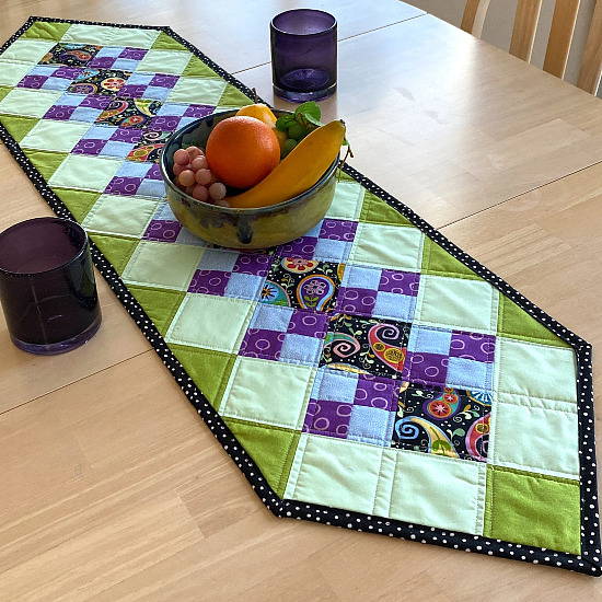 English Garden Quilted Table Runner Pattern