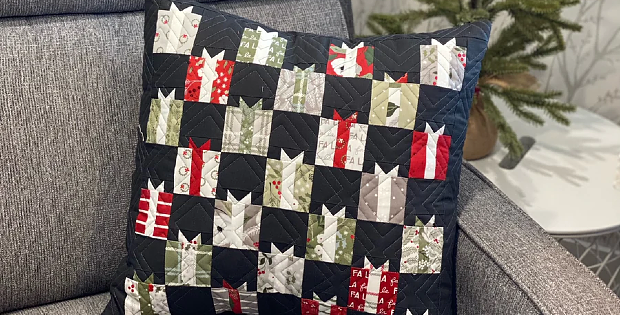 Giving Season Christmas Pillow Pattern
