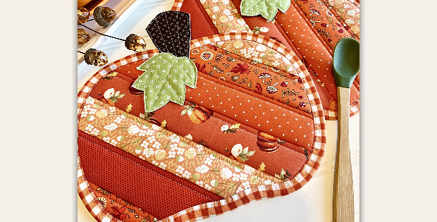 Scrappy Pumpkin Quilted Hot Pad Pattern