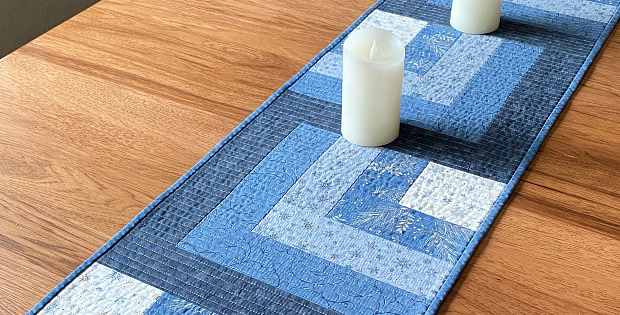 Cozy Cabin Table Runner Pattern