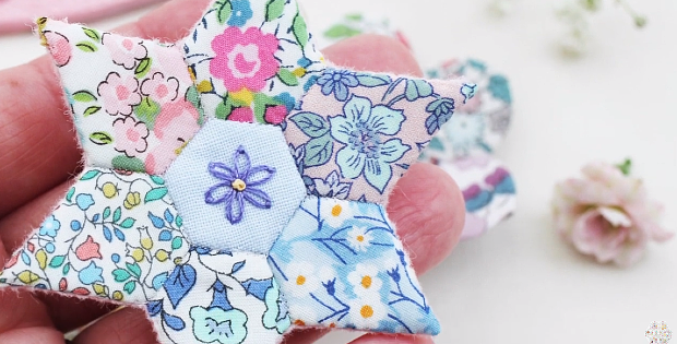 Tiny Patchwork Flowers Pattern