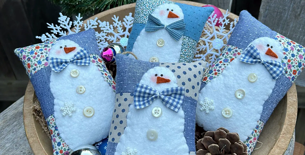 Scrappy Snowman Mini Pillow Pattern