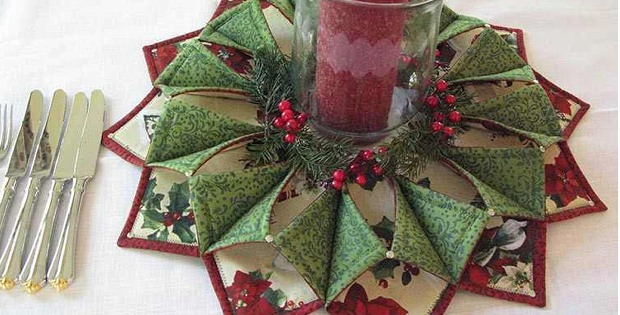 Fold 'n Stitch Wreath