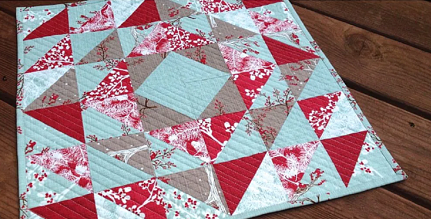 Winterberry Table Topper Tutorial