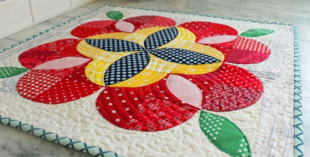 Apple Blossom Wall or Table Quilt