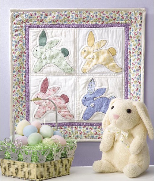 new-easter-quilt-patterns-standing-bunny-quilt-block-free-mini-quilt-tutorial-ellis-higgs