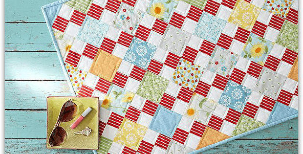 Summer Days Table Topper