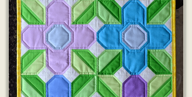 Pretty Posy Mini Quilt