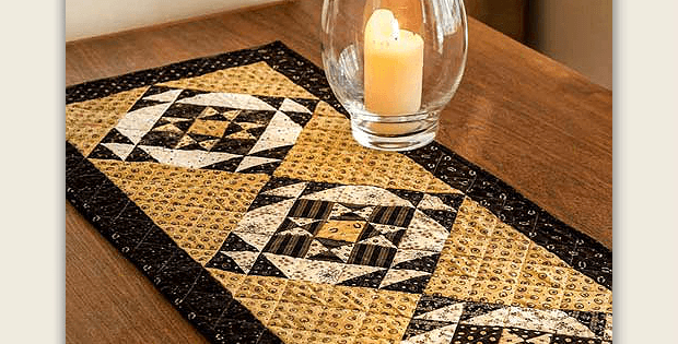 Hourglass Table Runner Pattern