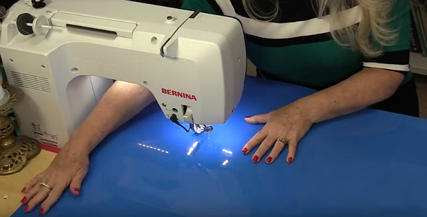 An Inexpensive Mat for Machine Quilting