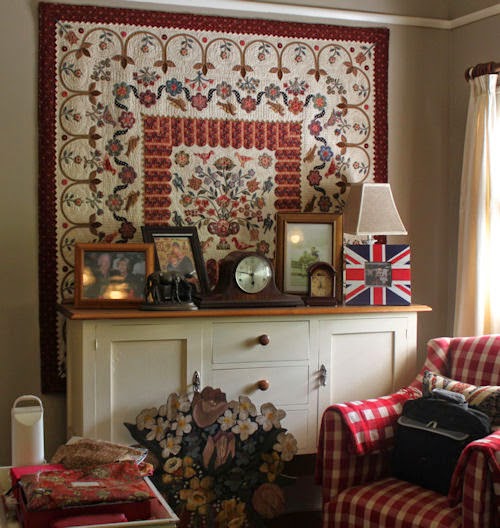 Hang A Large Quilt Without Sleeve Quilting Digest - How To Hang A Quilt On The Wall Without Sleeve