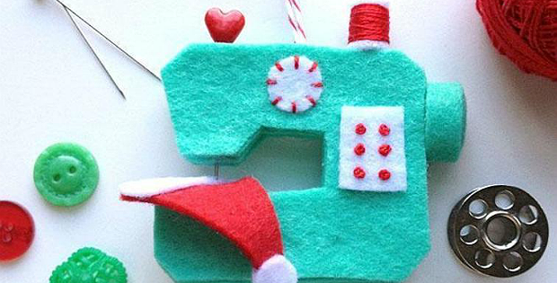 Ho Ho Sew! Sewing Machine Ornament