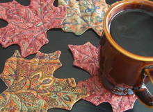 Maple Leaf Mug Rugs Pattern
