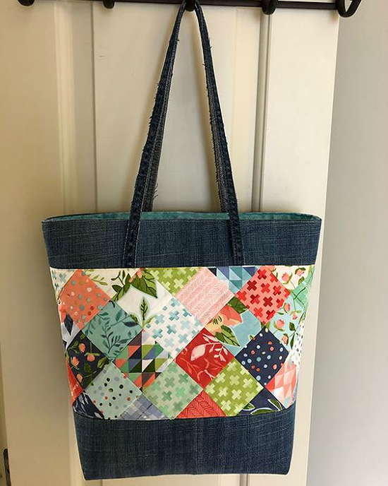 Patchwork Dresses Up This Handy Bag - Quilting Digest