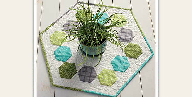 Merry-Go-Round Hexagon Table Topper Pattern