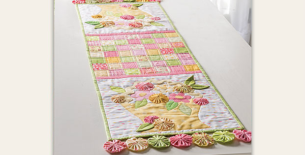 Flower Basket Table Runner Pattern