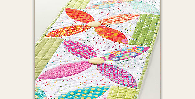 Summer Blooms Table Runner Pattern