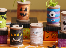 Cute DIY Spool Ghouls for the Spooky Season