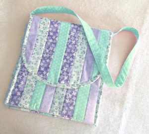 Create a Roomy Bag and Wallet in Your Colors - Quilting Digest