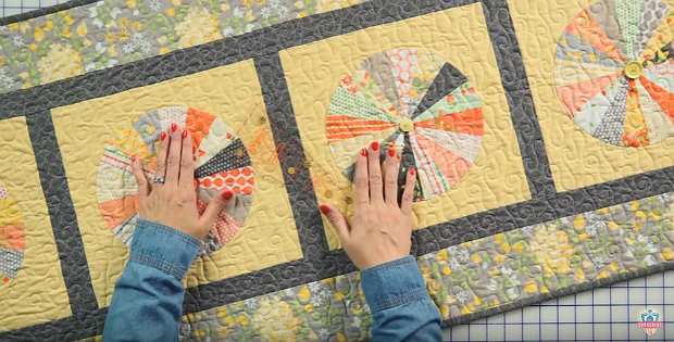 Lemon Pie Block and Table Runner Tutorial