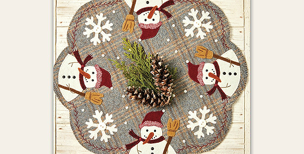 Frosty & Snowflakes All Around Table Topper Pattern