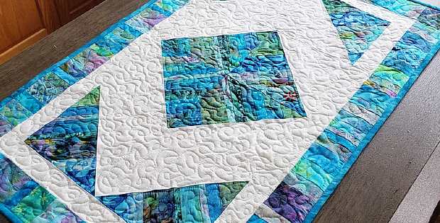 Easy Quilt String Block Table Runner Pattern