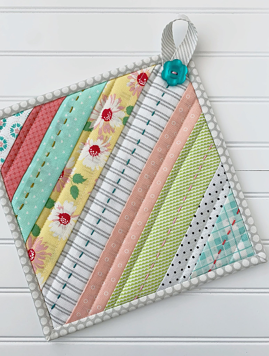 Striped Quilted Hot Pads Tutorial.