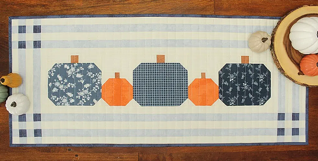Gingham + Pumpkins Table Runner Pattern
