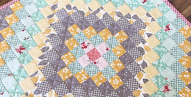 Trip Around the World Mini Quilt Tutorial