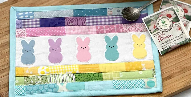 Easter Peeps Mug Rug Tutorial