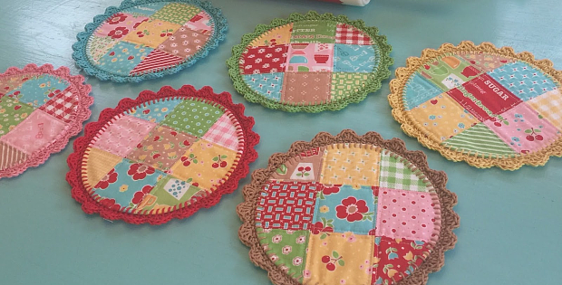 Finish Patchwork Pot Holders with Crocheted Edging - Quilting Digest