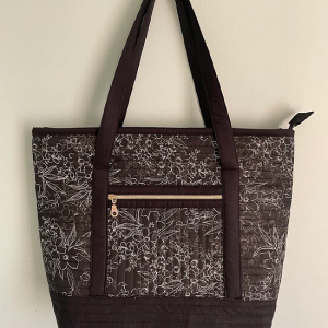 Sew Up a Beautiful Tote in Fabrics You Love - Quilting Digest