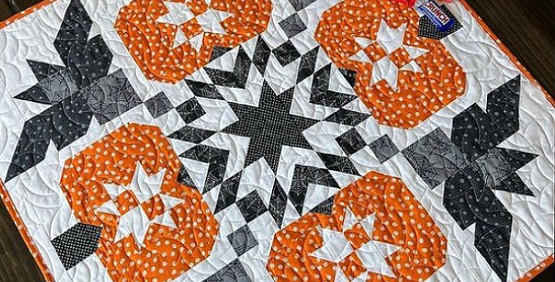 Bats & Boos Mystery Quilt Along