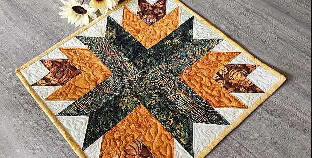 Cactus Flower Quilt Table Topper Pattern