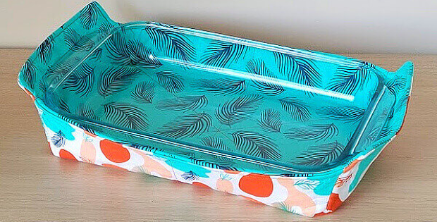 Reversible Casserole Dish Cozy Tutorial