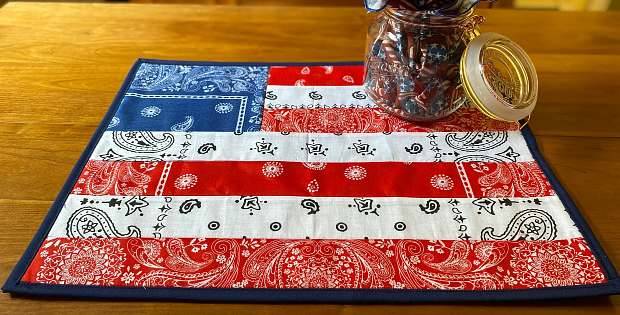 How to Sew a Patriotic Placemat with Bandanas