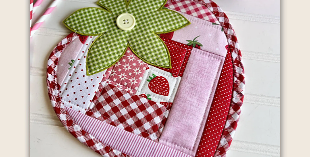 Scrappy Strawberry Hot Pad Pattern