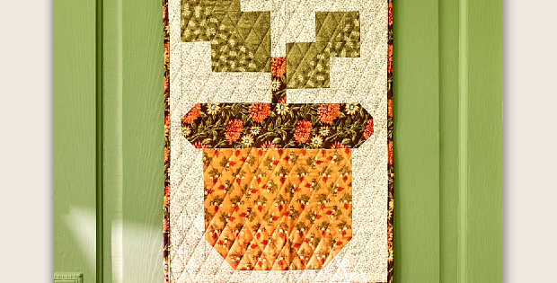 From Little Acorns Door Banner Pattern