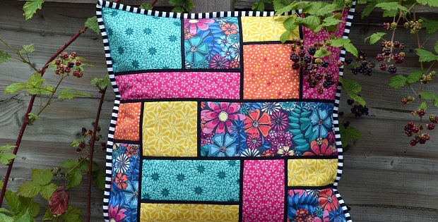 Mosaic Cushion Pattern