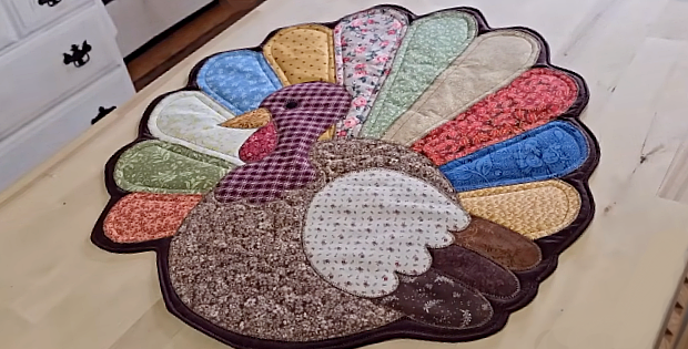 Gobble Til Ya Wobble Scrappy Turkey Quilt Pattern