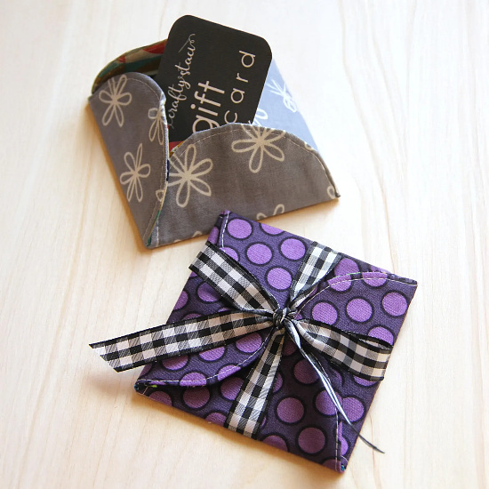 Curvy Gift Card Holder Pattern