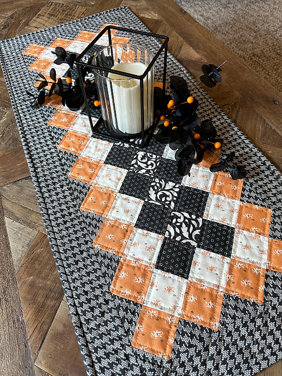 Floating Granny Table Runner Pattern