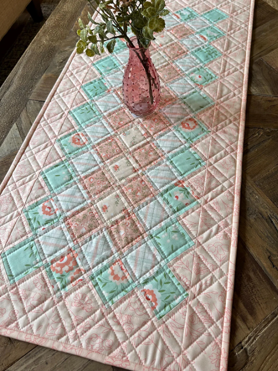 Floating Granny Table Runner Pattern