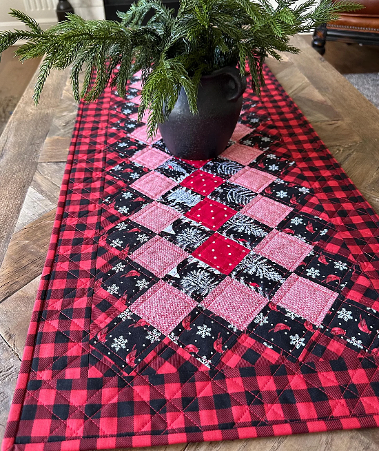 Floating Granny Table Runner Pattern