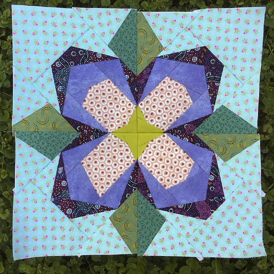 Spring Flower Quilt Block Pattern