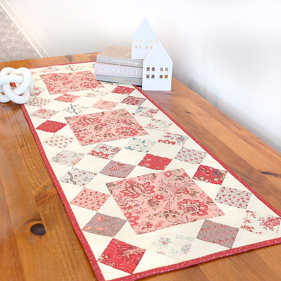 French Countryside Tablerunner Pattern
